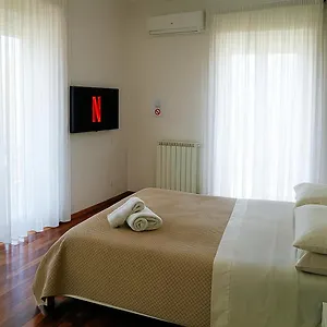 Casa Isabella - Near Historical Center , Napoli Italia